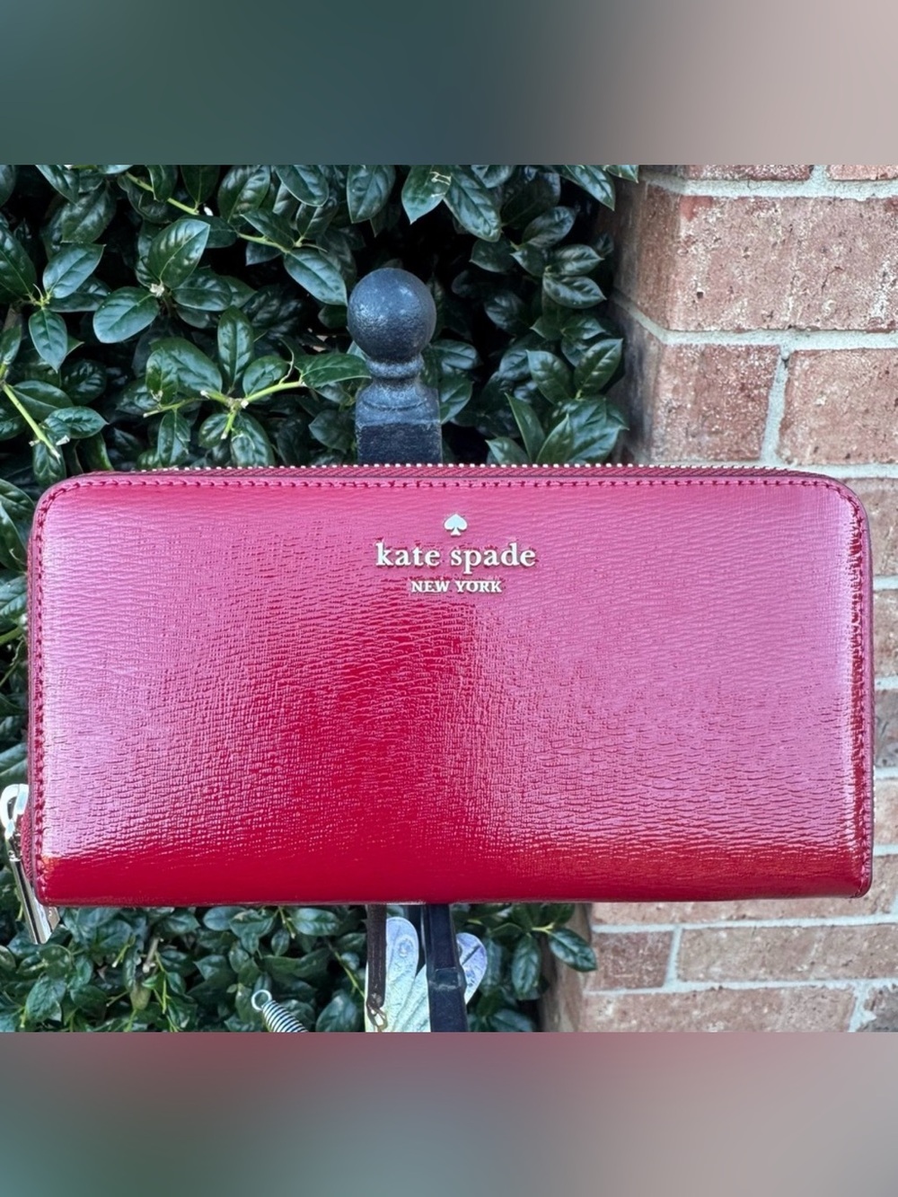 Kate Spade Red Madison Large Continental Wallet nwt